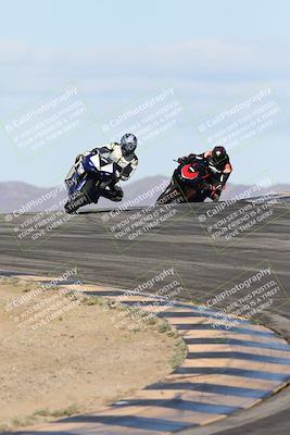 media/Nov-16-2025-Race Pace (Sun) [[8c5fa54630]]/Verified Riders/1-Turns 9 and 10 (925am)/